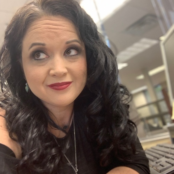 Meet your Posher, Danielle - Picture 13 of 13